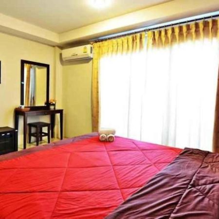 The Day Hotel Chonburi Bagian luar foto
