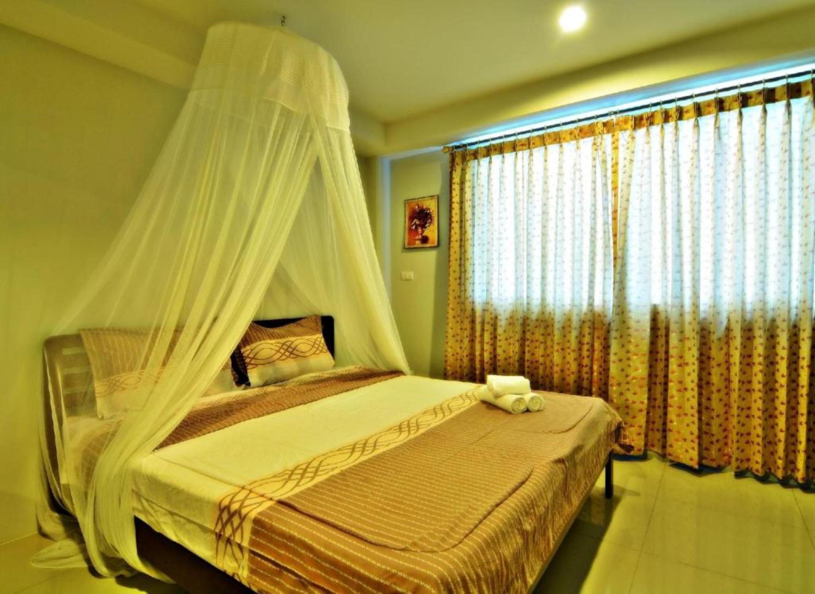 The Day Hotel Chonburi Bagian luar foto
