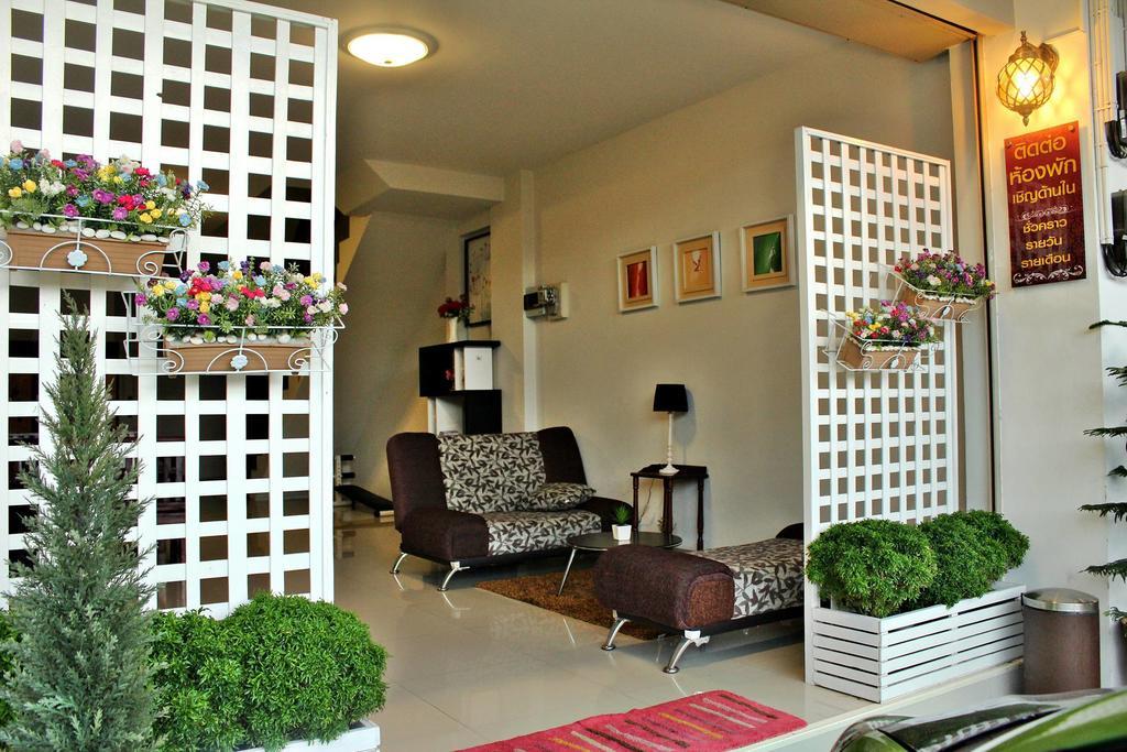 The Day Hotel Chonburi Bagian luar foto