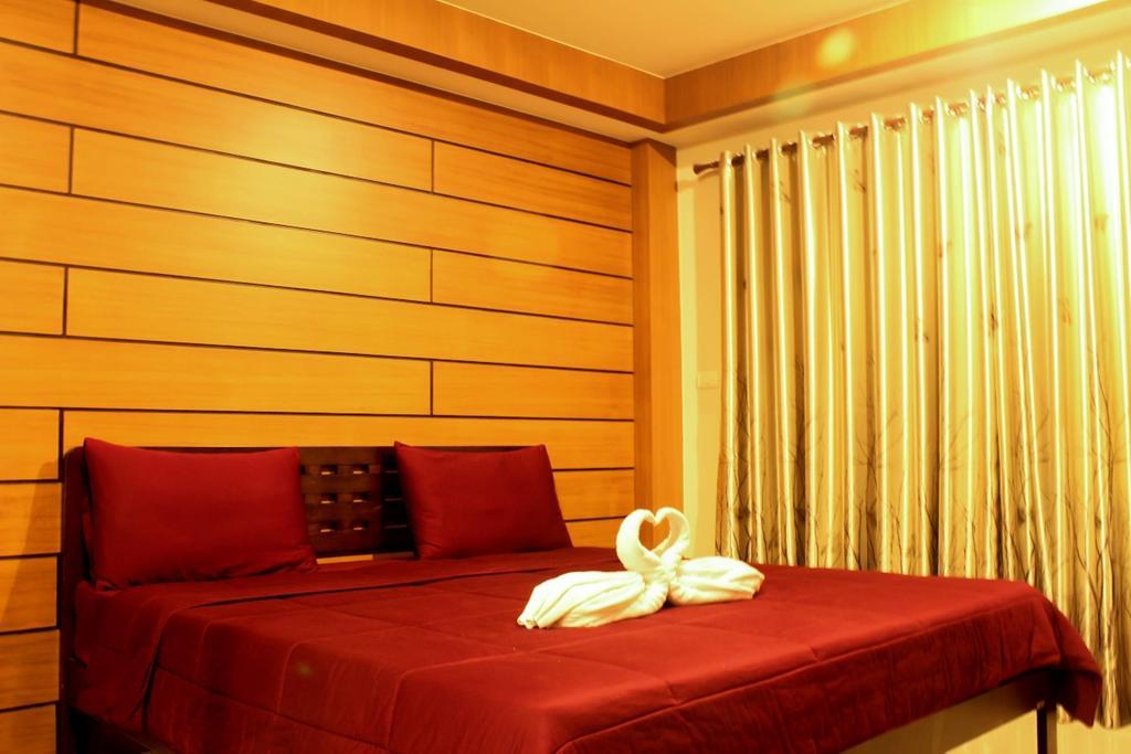 The Day Hotel Chonburi Bagian luar foto